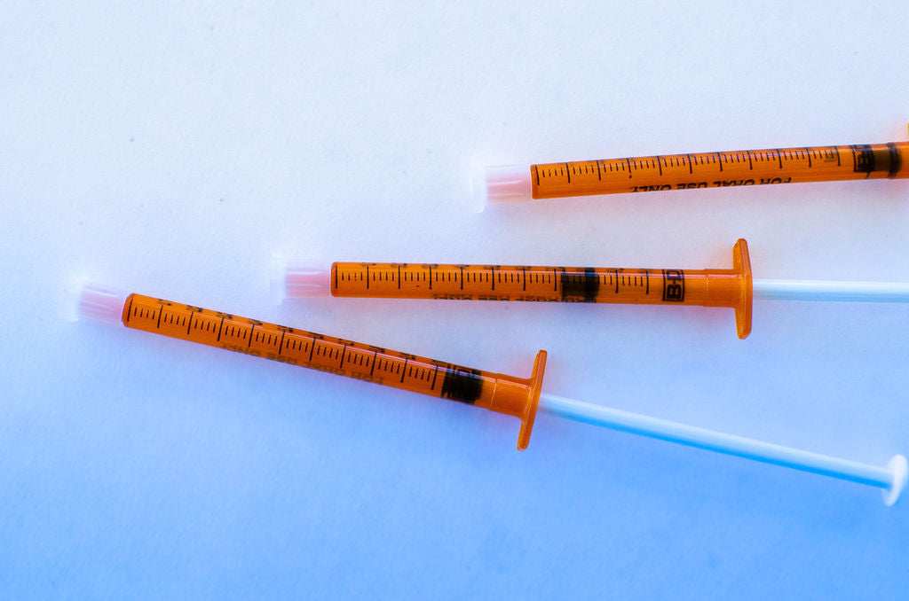 Compounded methimazole transdermal gel for cats and dogs with hyperthyroidism, pre-filled syringe pen